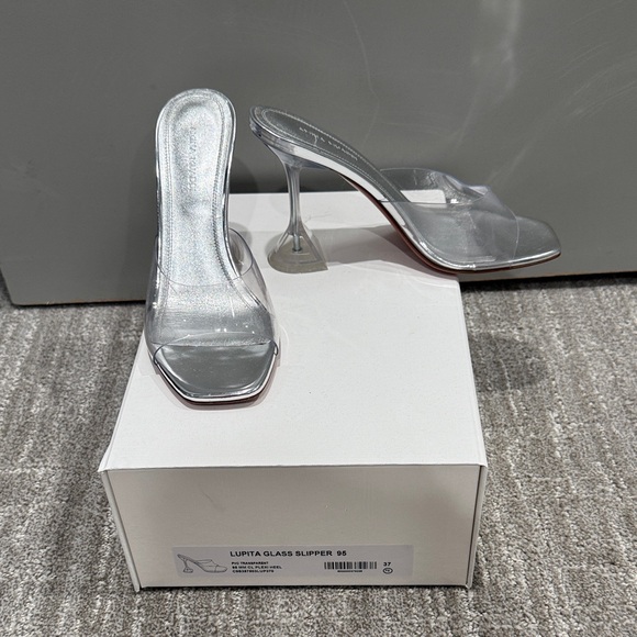 Amina Muaddi Lupita glass clear slipper plexi Silver pvc leather Heels - Picture 2 of 8